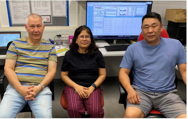 Chemical bond of a superheavy element compound probed at GSI/FAIR